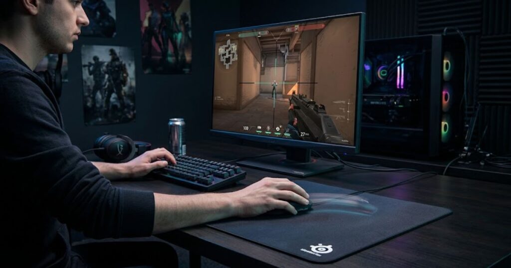 Low sensitivity Valorant player using a large mousepad and arm aiming setup for stable crosshair control