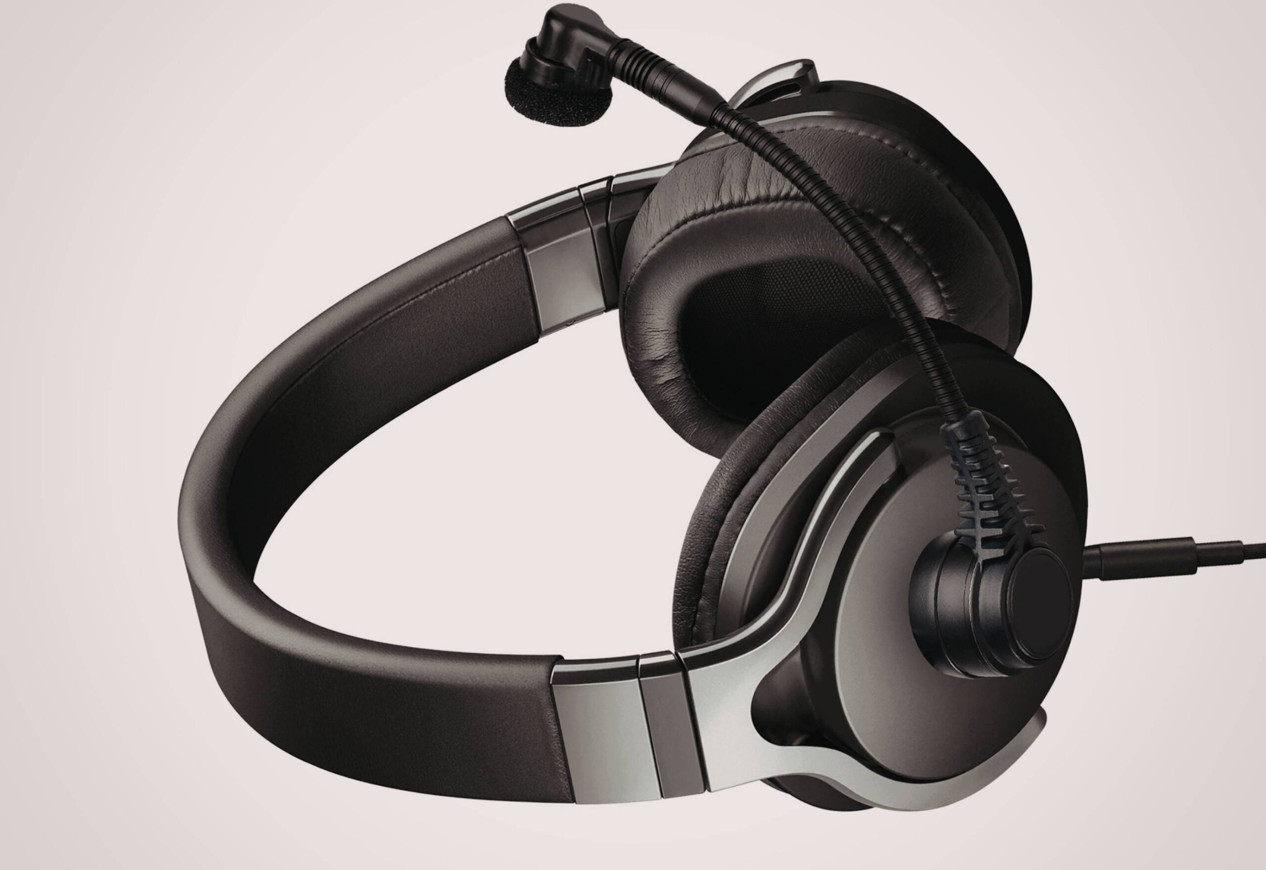 Premium gaming headset for FPS audio and competitive gaming